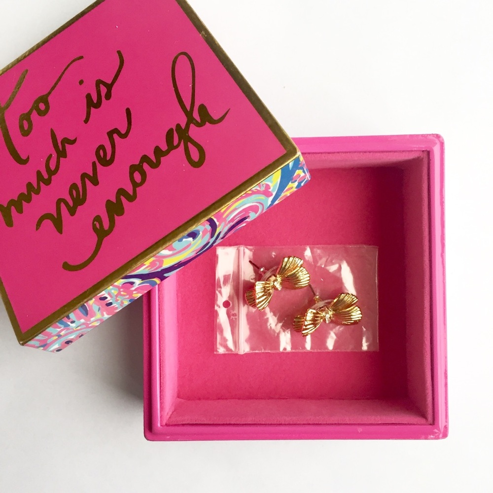Lilly Jewelry Box w/ Bow Tie Earrings